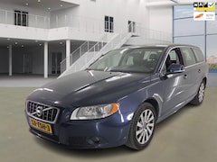Volvo V70 - 1.6 T4 Limited Edition // NL prijs 5599 / Nieuwe APK