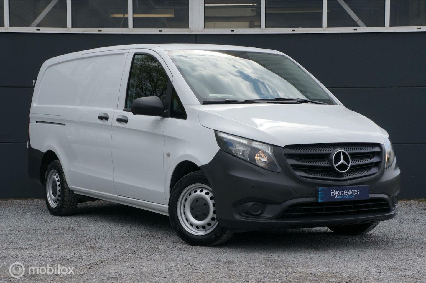 Mercedes-Benz Vito - Bestel 114 CDI Extra Lang Navi Cam PDC Cruise! - AutoWereld.nl