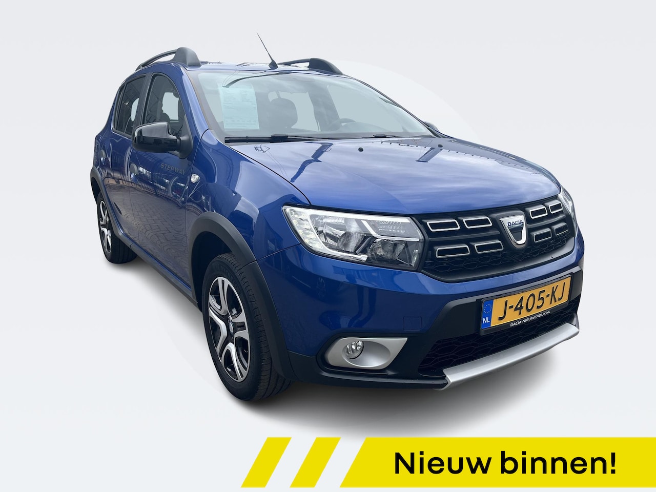 Dacia Sandero Stepway - 1.0 TCe Bi-Fuel Serie Limitee 15th Anniv. / CAMERA / TREKHAAK /  NAVIGATIE / APPLE CARPLAY - AutoWereld.nl