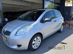 Toyota Yaris - 1.3 VVTi Terra / APK 4-2026