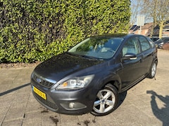 Ford Focus - MET AIRCO & EVT NIEUW JAAR APK
