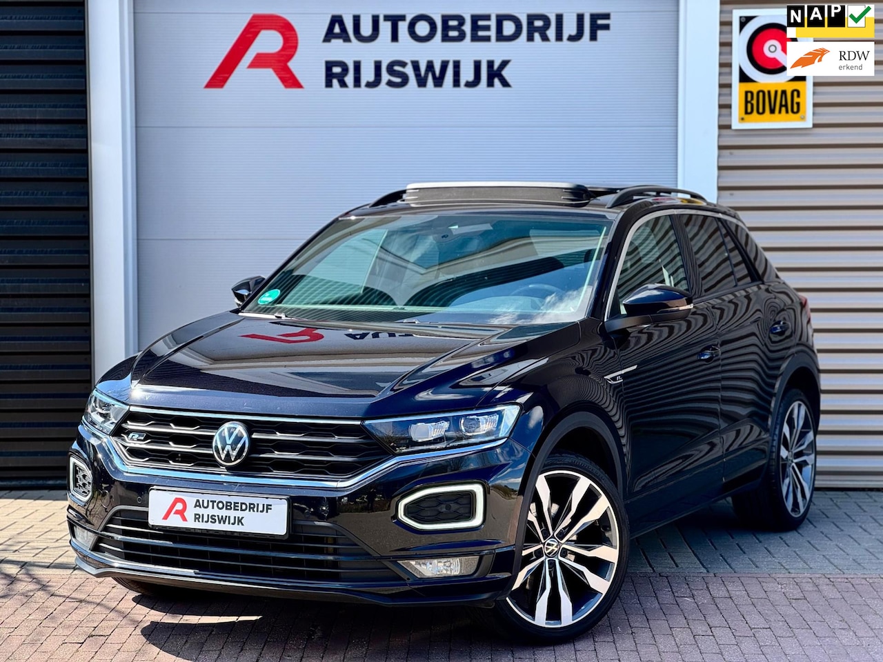 Volkswagen T-Roc - 1.5 TSI 3xR-Line Pano/Matrix/Camera - AutoWereld.nl