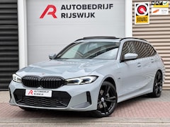 BMW 3-serie Touring - 330e xDrive Pano/Trekhaak/Camera