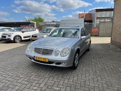 Mercedes-Benz E-klasse - 200 K. Elegance // Zeer mooie E200
