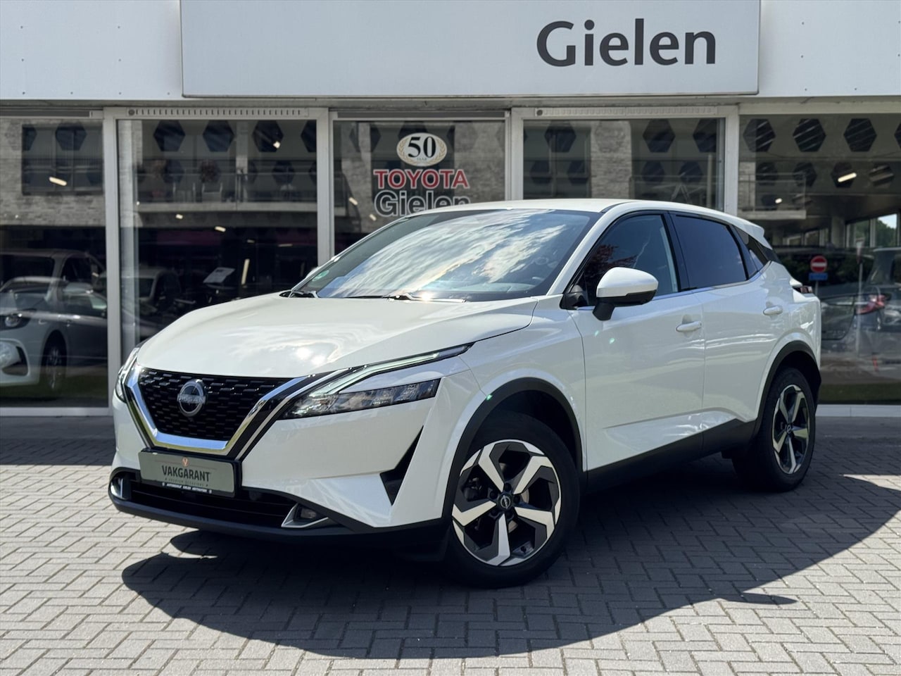 Nissan Qashqai - 1.3 MHEV Xtronic N-Connecta Automaat | 360 Camera, Dodehoekherkenning, Parkeersensoren, St - AutoWereld.nl