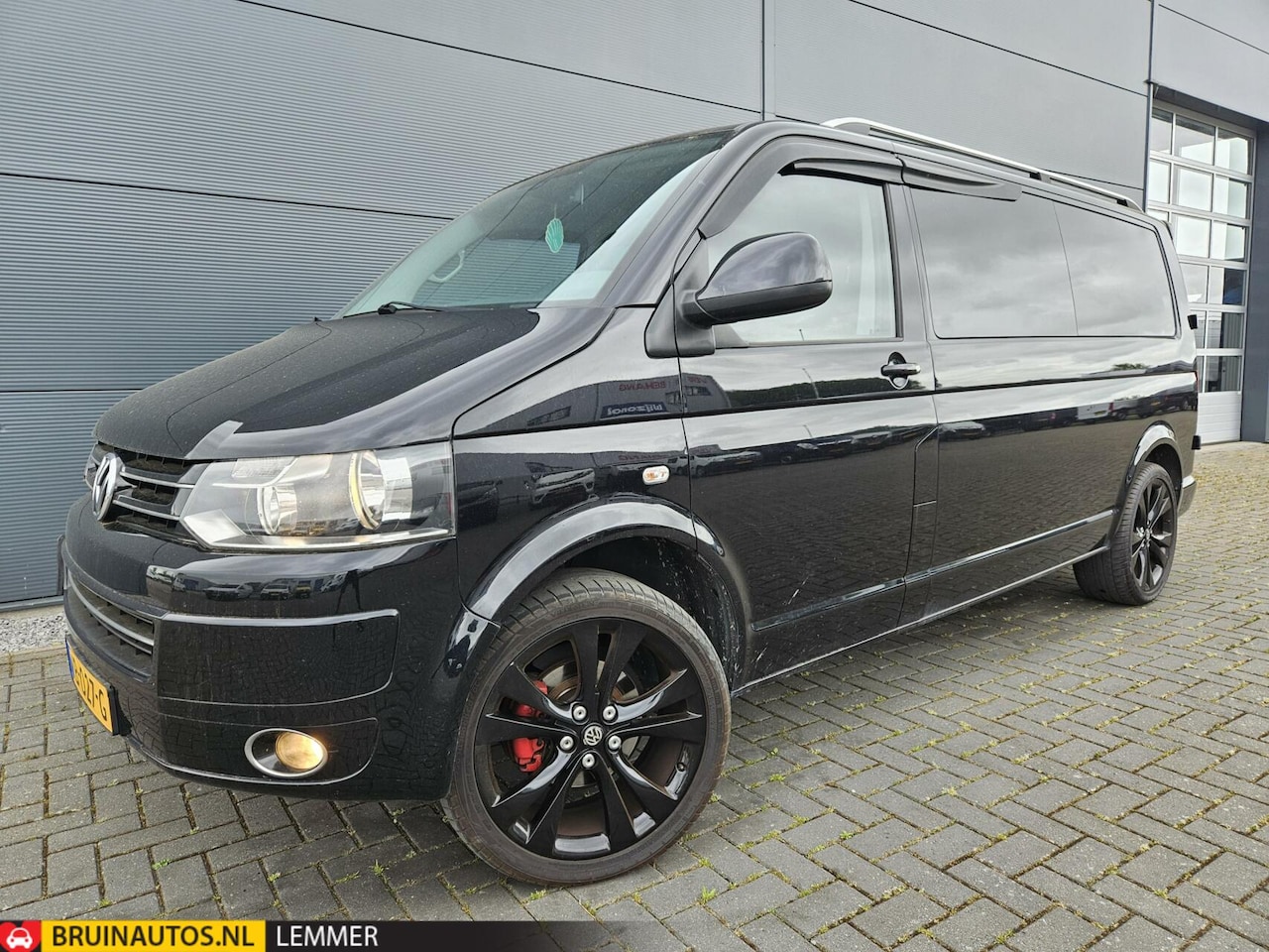 Volkswagen Transporter - 2.0 TDI BM L2H1 DC 65 Edition - AutoWereld.nl