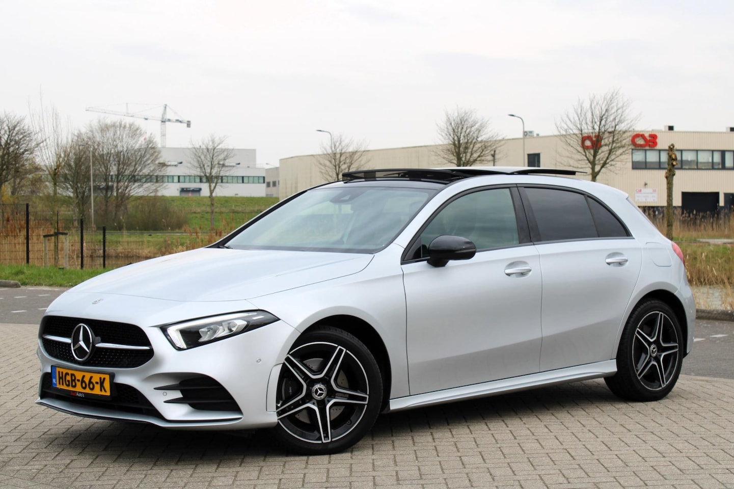 Mercedes-Benz A-klasse - 250 e AMG Line Pano Sfeer Camera - AutoWereld.nl