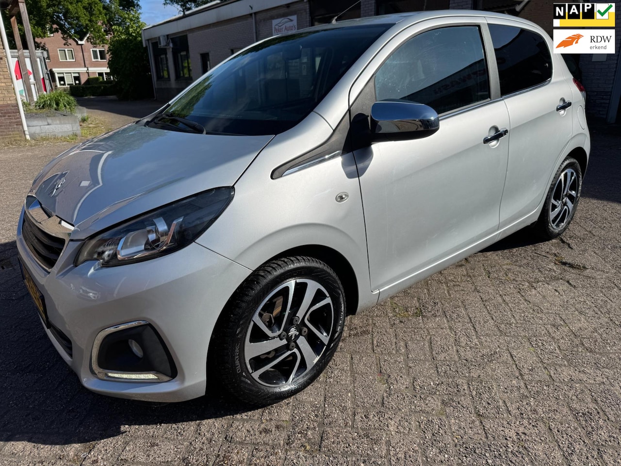 Peugeot 108 - 1.0 e-VTi Première AIRCO LM VELGEN ORG 100306 KM NAP O.H BOEKJES KLEINE BEURT GEHAD BOMVOL - AutoWereld.nl