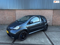 Toyota Aygo - 1.0-12V