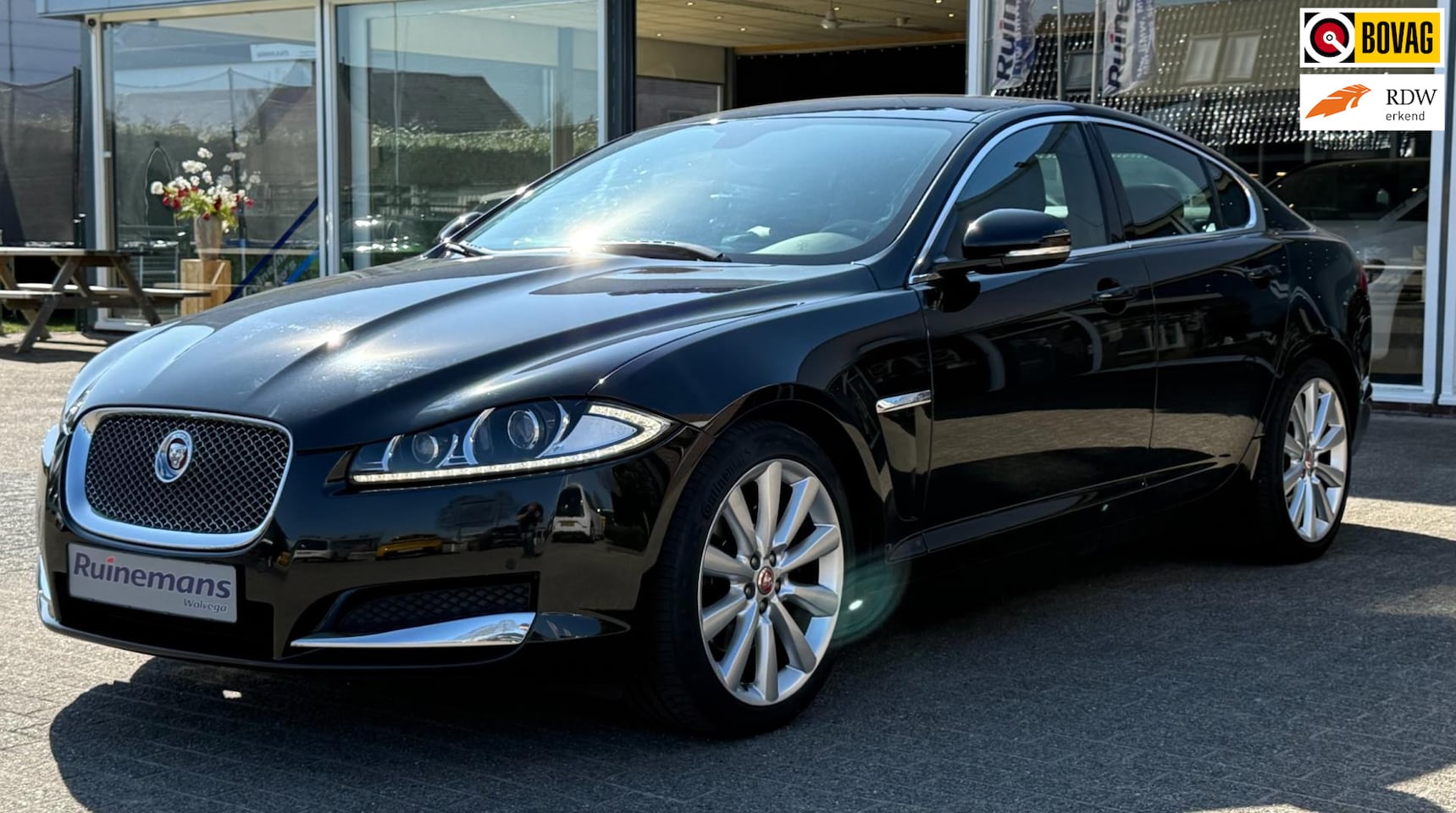 Jaguar XF - 2.2D / LEER / CAMERA / DEALER OH - AutoWereld.nl