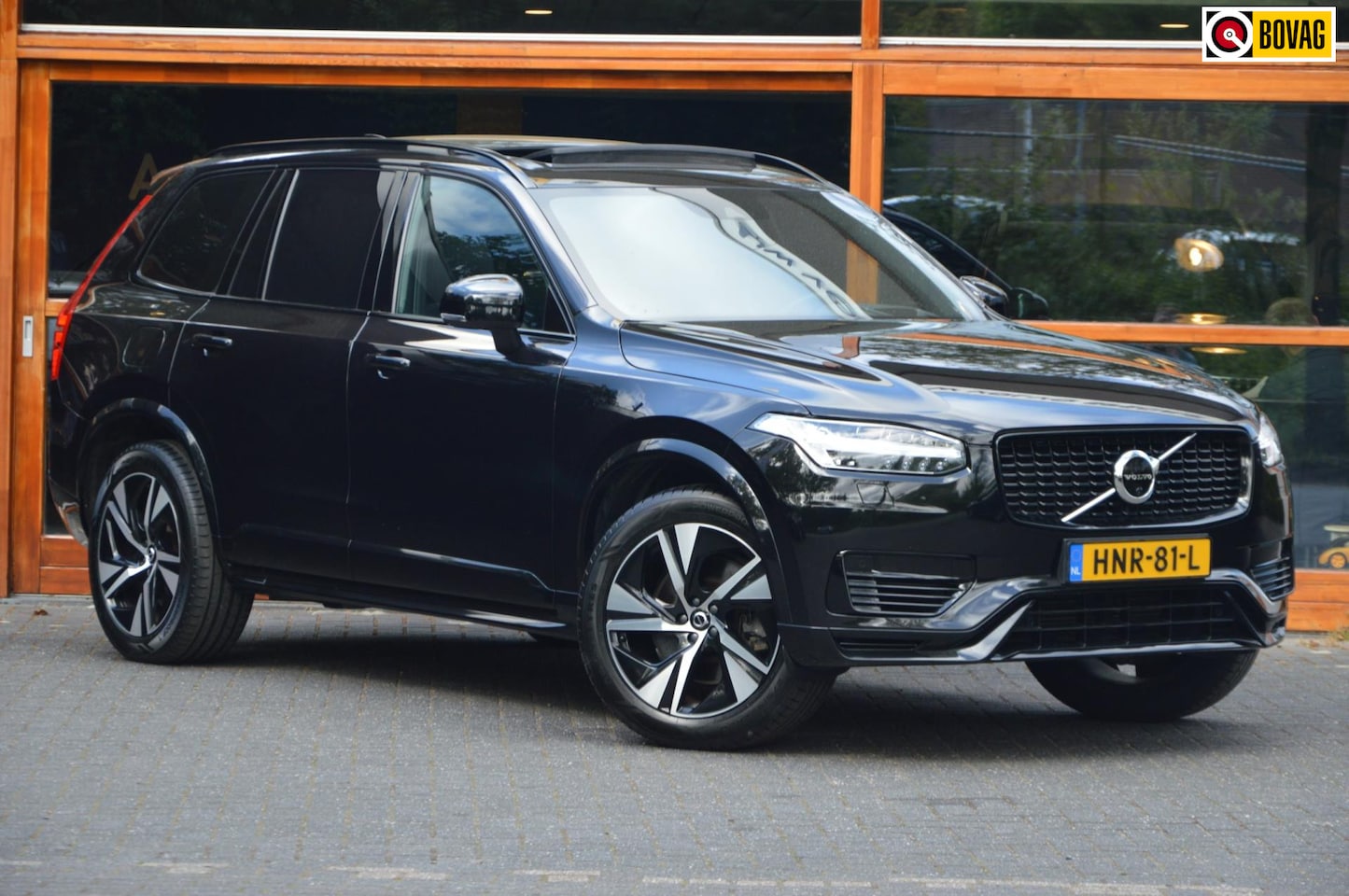 Volvo XC90 - T8 Plug-in hybrid AWD Ultra Dark Long Range | Luchtvering | Head-Up | Panorama dak | Trekh - AutoWereld.nl