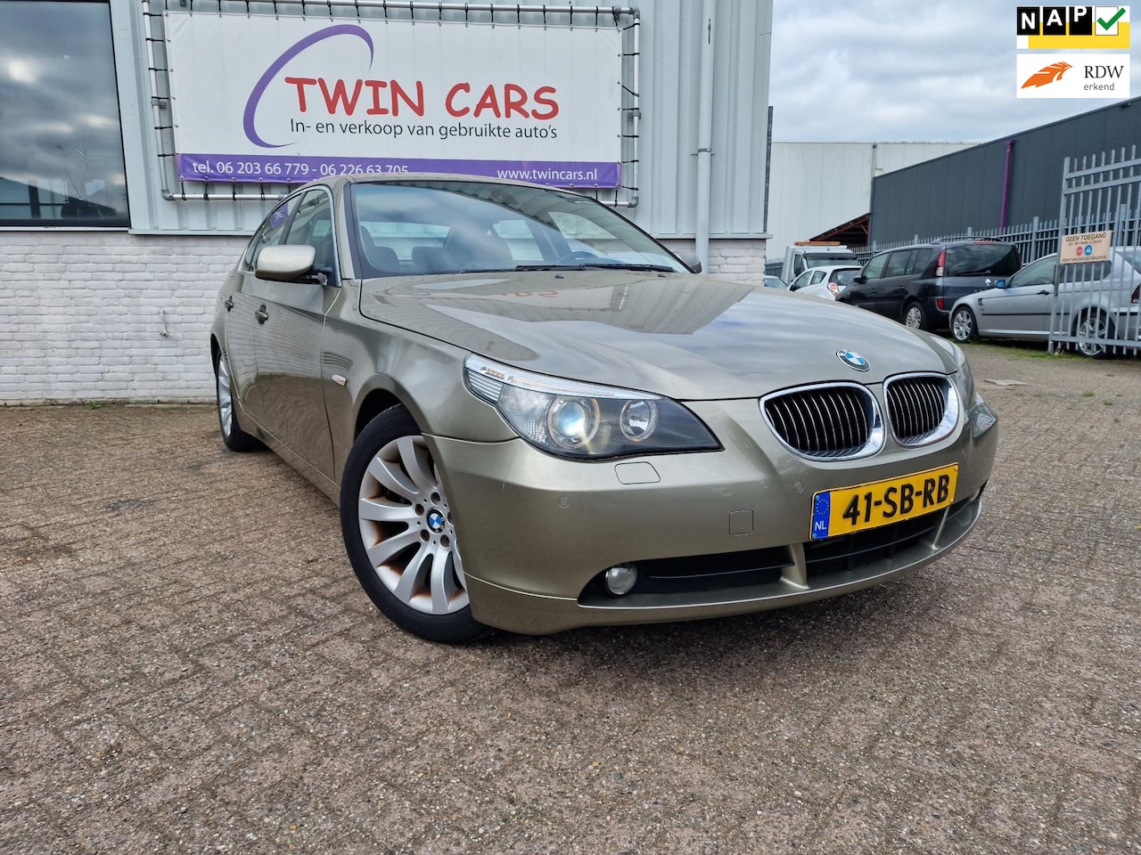 BMW 5-serie - 523i Executive Aut Navi Airco Exnon - AutoWereld.nl