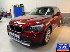 BMW X1 - XDrive25i High Executive, 6 cil. Leder