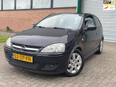 Opel Corsa - 1.2-16V Silverline Airco Trekhaak