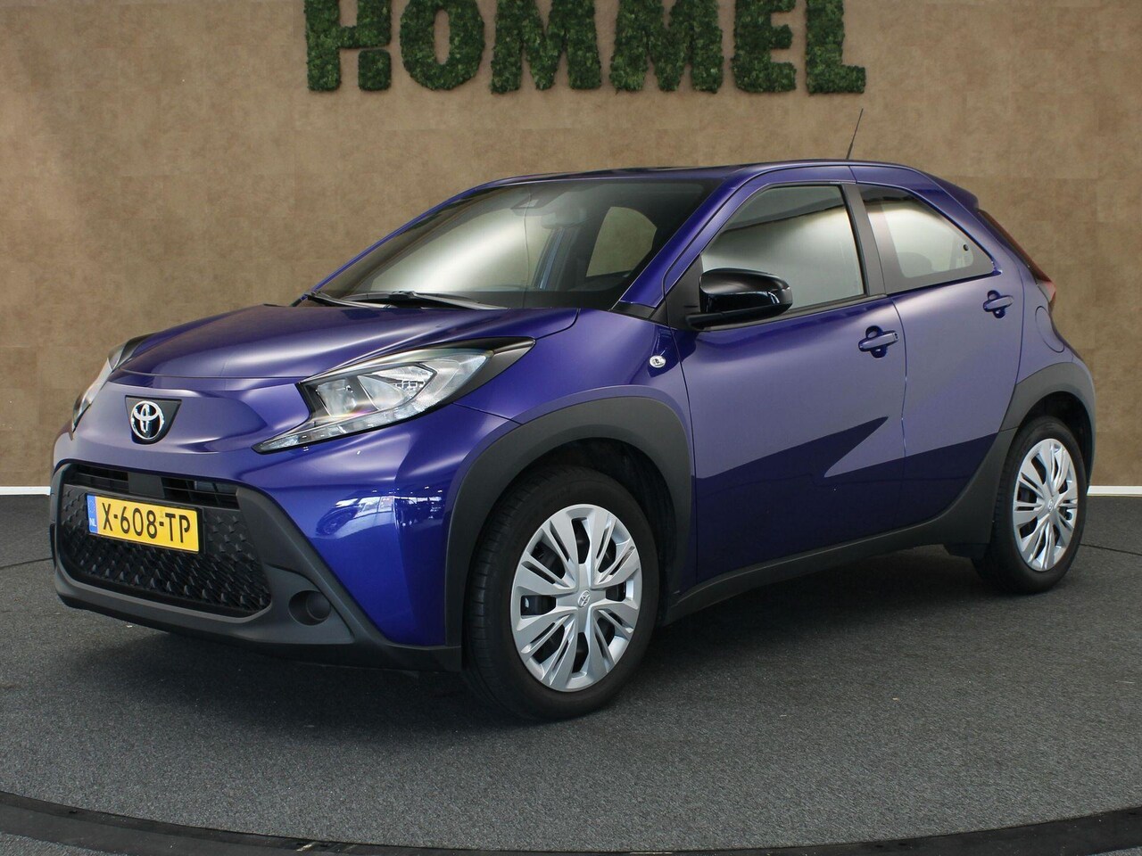 Toyota Aygo X - 1.0 VVT-i S-CVT Play - ORIGINEEL NEDERLANDSE AUTO - APPLE CARPLAY/ANDROID AUTO - ADAPTIVE - AutoWereld.nl
