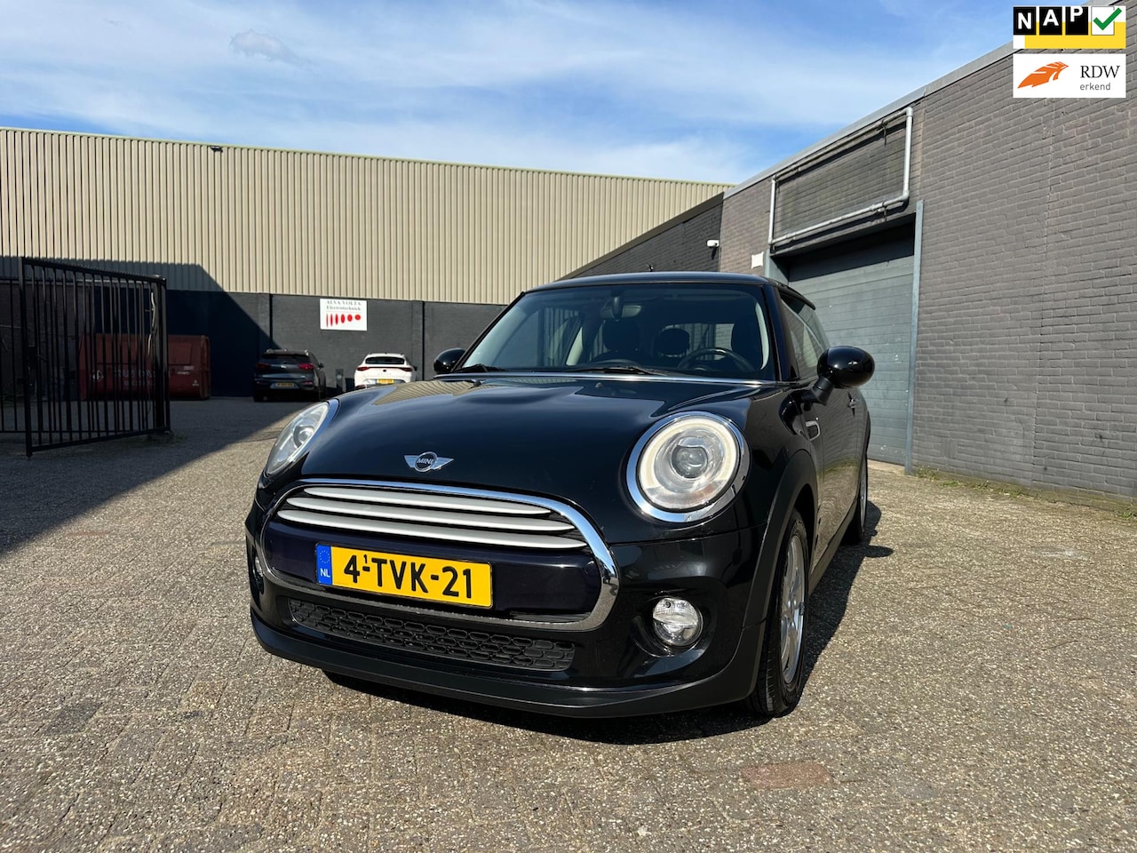 MINI Cooper - Mini 1.5 Automaat Clima Cruise Navi Keyless LM-Wielen APK NAP. - AutoWereld.nl