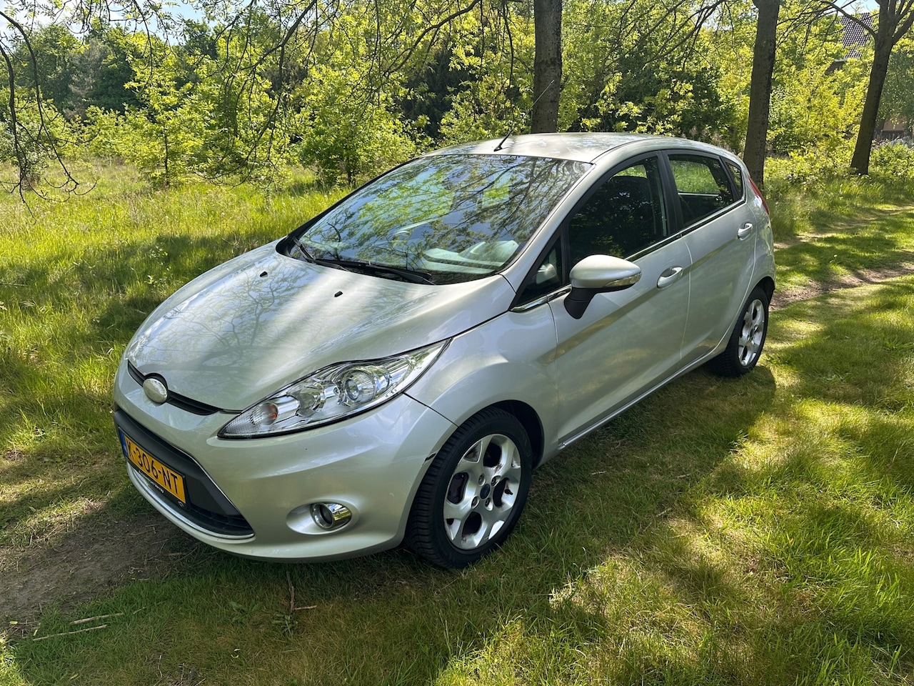 Ford Fiesta - 1.25 Trend apk t/m 19-01-2026 - AutoWereld.nl