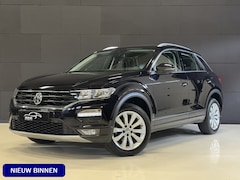 Volkswagen T-Roc - 1.5 TSI 150PK Style Business | Adaptive cruise | Trekhaak | Navi | Carplay