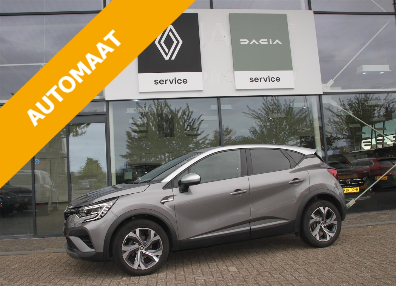 Renault Captur - 160PK-RS LINE-AUTOM-49DKM-NAVI-BOSE-ADAPTIVE CC- - AutoWereld.nl