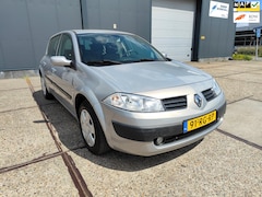 Renault Mégane - 1.6-16V Dynamique Comfort