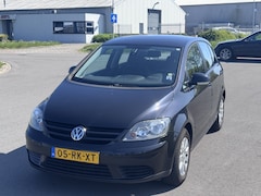 Volkswagen Golf Plus - 1.6 FSI Comfortline Rijd Schakeld Netjes