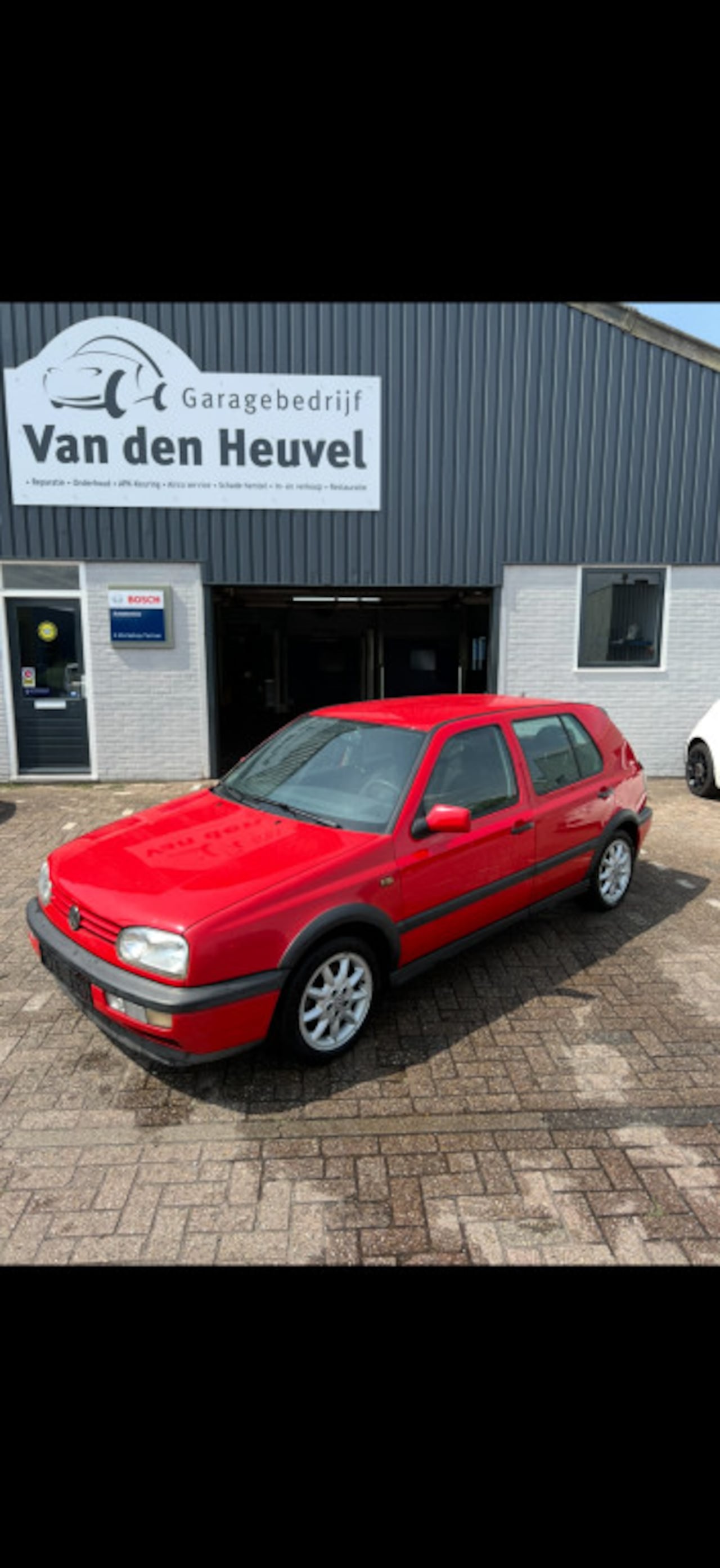 Volkswagen Golf - 2.0-16V GTI 2.0-16V GTI - AutoWereld.nl