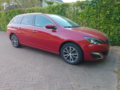 Peugeot 308 SW - 1.2 e-THP Première