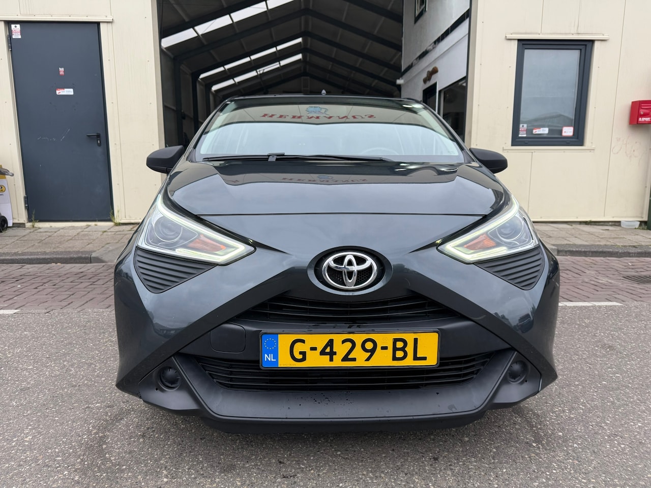 Toyota Aygo - 1.0 VVT-i x-fun 1.0 VVT-i x-fun - AutoWereld.nl