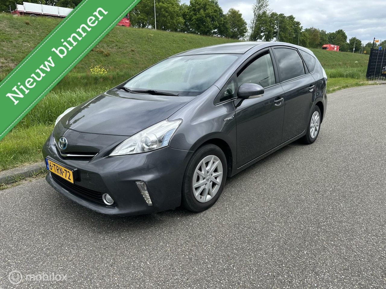 Toyota Prius Wagon - 1.8 Aspiration 96g 7 persoons - AutoWereld.nl