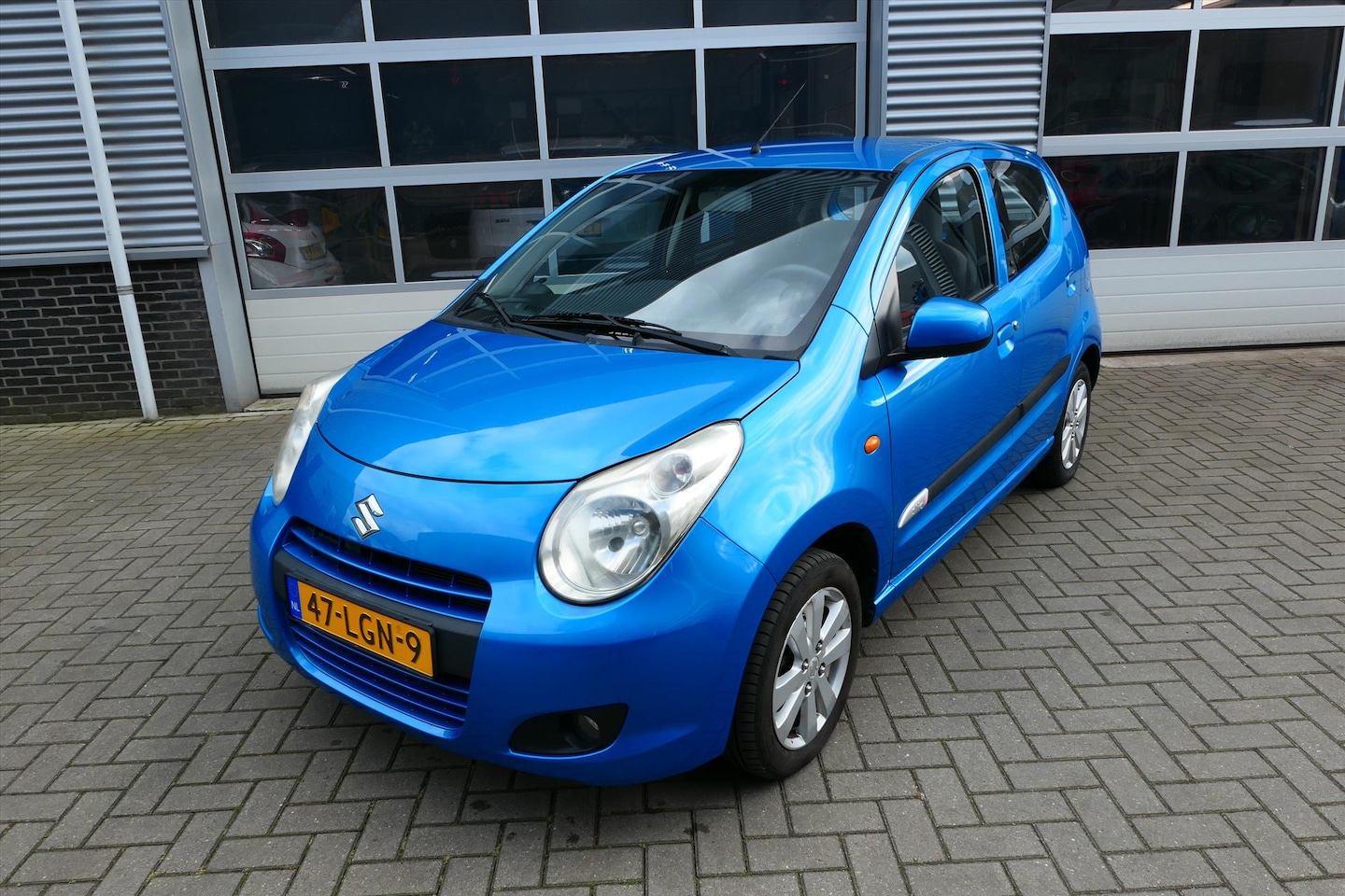 Suzuki Alto - 1.0 Exclusive 1.0 68pk Exclusive (met Airco) - AutoWereld.nl
