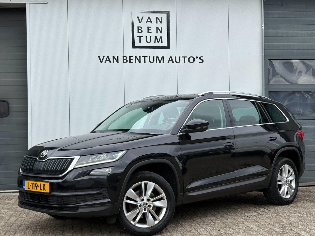 Skoda Kodiaq - 2.0 TDI 150pk Autom. Navi Camera Carplay Adapt.Cruise - AutoWereld.nl