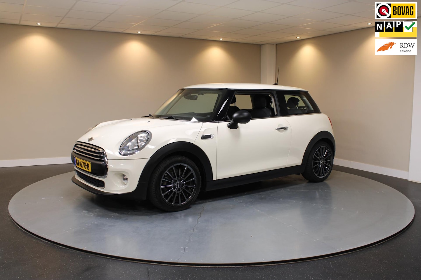 MINI One - Mini 1.2 Salt Business *1ste Eigenaar* Neon-ring|Navi|Cruise - AutoWereld.nl