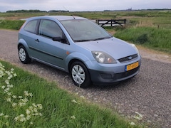 Ford Fiesta - 1.3-8V Champion