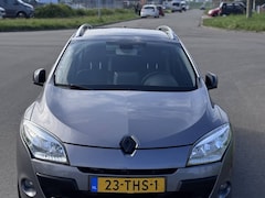 Renault Mégane Estate - 2.0 Bose Automaat-Pano-Applecarplay-Cruise-Airco-Electr pakket