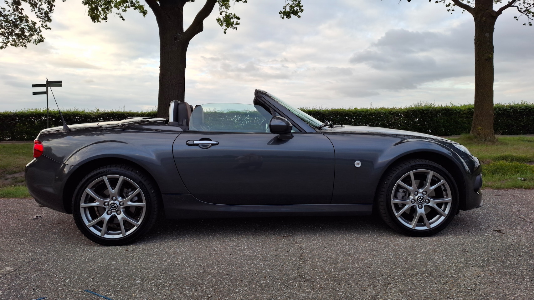 Mazda MX-5 Roadster Coupé - 1.8 Hanabi - AutoWereld.nl