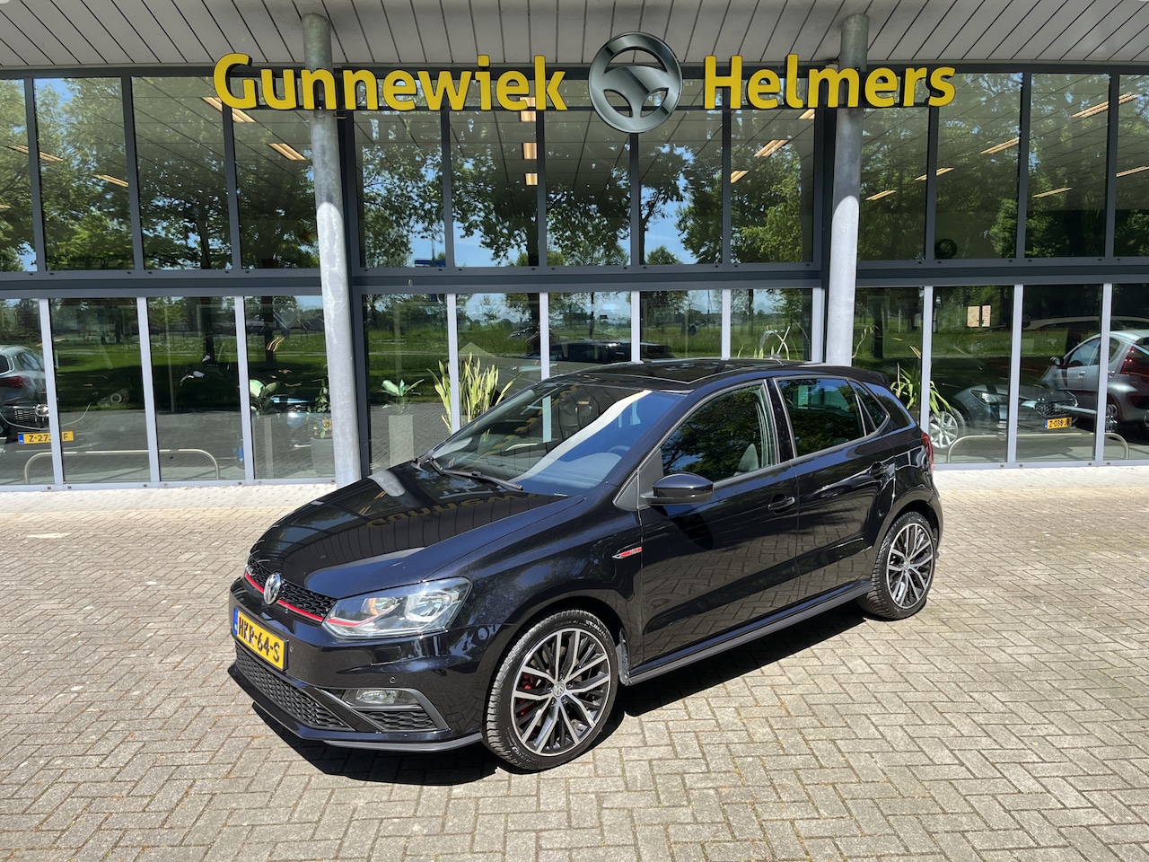 Volkswagen Polo - 1.8 TSI GTI | 192 PK | PANO | CAMERA | DSG - AutoWereld.nl