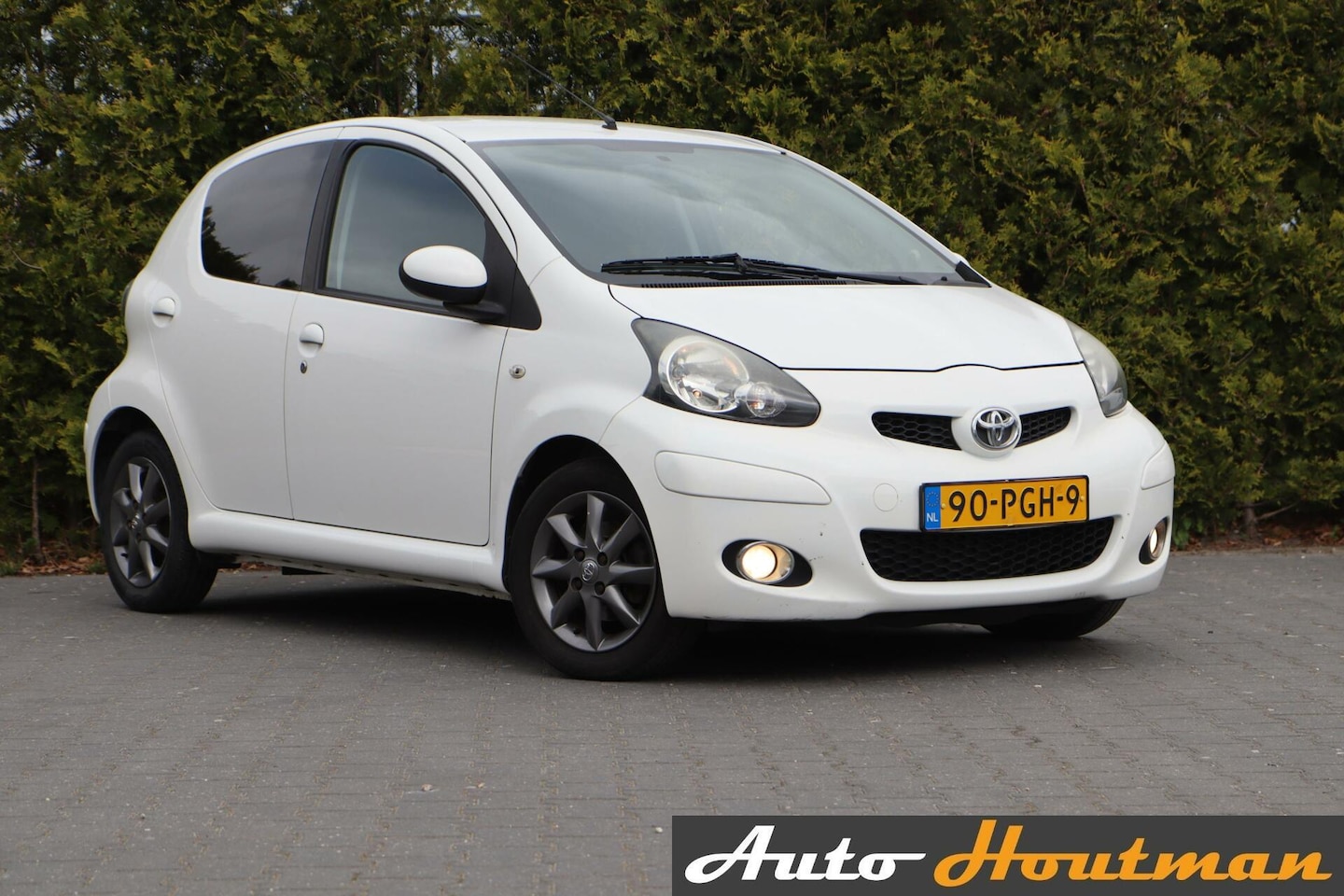 Toyota Aygo - 1.0-12V Aspiration Green Navigator Airco|Navi|Lmv|Iso-fix - AutoWereld.nl