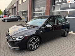 Volkswagen Golf - 1.5 TSI 150PK IQ LED ACC Pano Carplay Navi