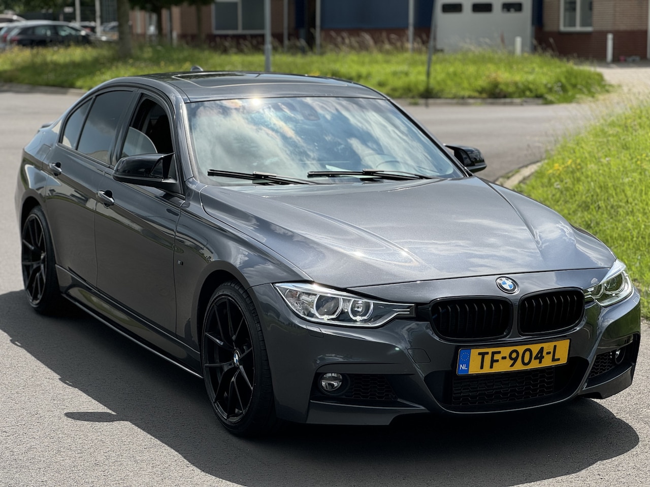 BMW 3-serie - 328i High Executive Nieuw Distrutie ketting nette auto! - AutoWereld.nl