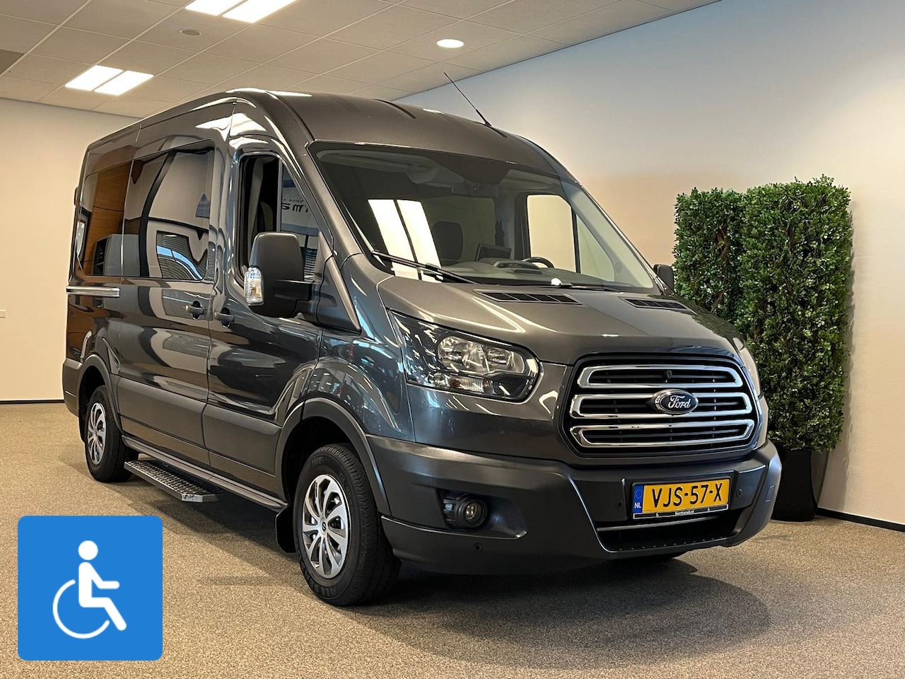 Ford Transit - L2H2 Rolstoelbus - AutoWereld.nl