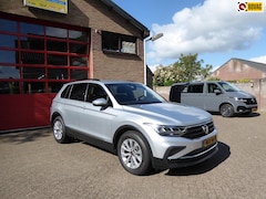 Volkswagen Tiguan - 1.5 TSI Life Business