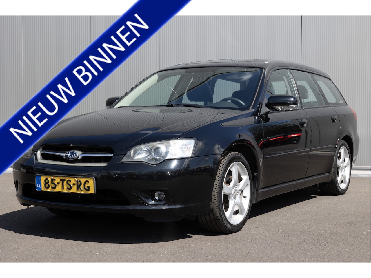 Subaru Legacy Touring Wagon - 2.0R Luxury acc cruise pano nl-auto trekhaak youngtimer - AutoWereld.nl
