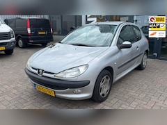 Peugeot 206 - 1.4 Gentry 126dzkm clima stuurbekrachtiging elektrische pakket