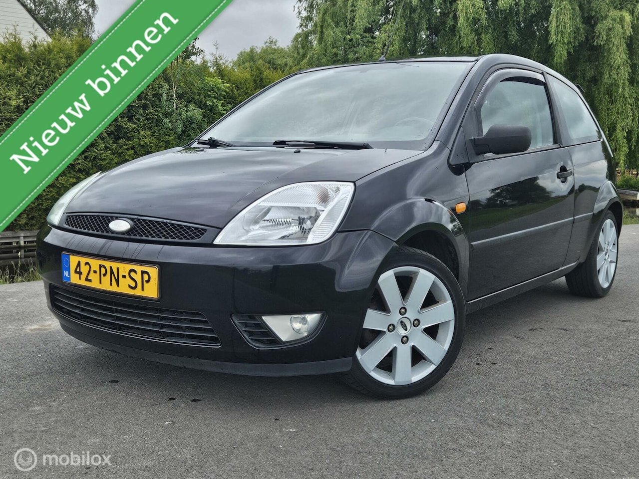 Ford Fiesta - 1.3 Futura/New Apk/Airco/Elec Ramen/ - AutoWereld.nl