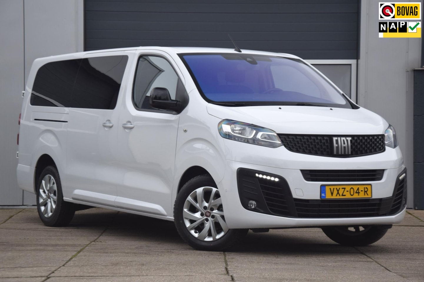Fiat Scudo - DC 2.0 MultiJet L3H1 Automaat / Trekhaak / Climate control / Navigatie / Parkeersensoren / - AutoWereld.nl