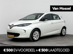 Renault Zoe - R90 Life 41 kWh | inclusief koopaccu | Navigatie | Climate Control | Parkeersensoren | Cru