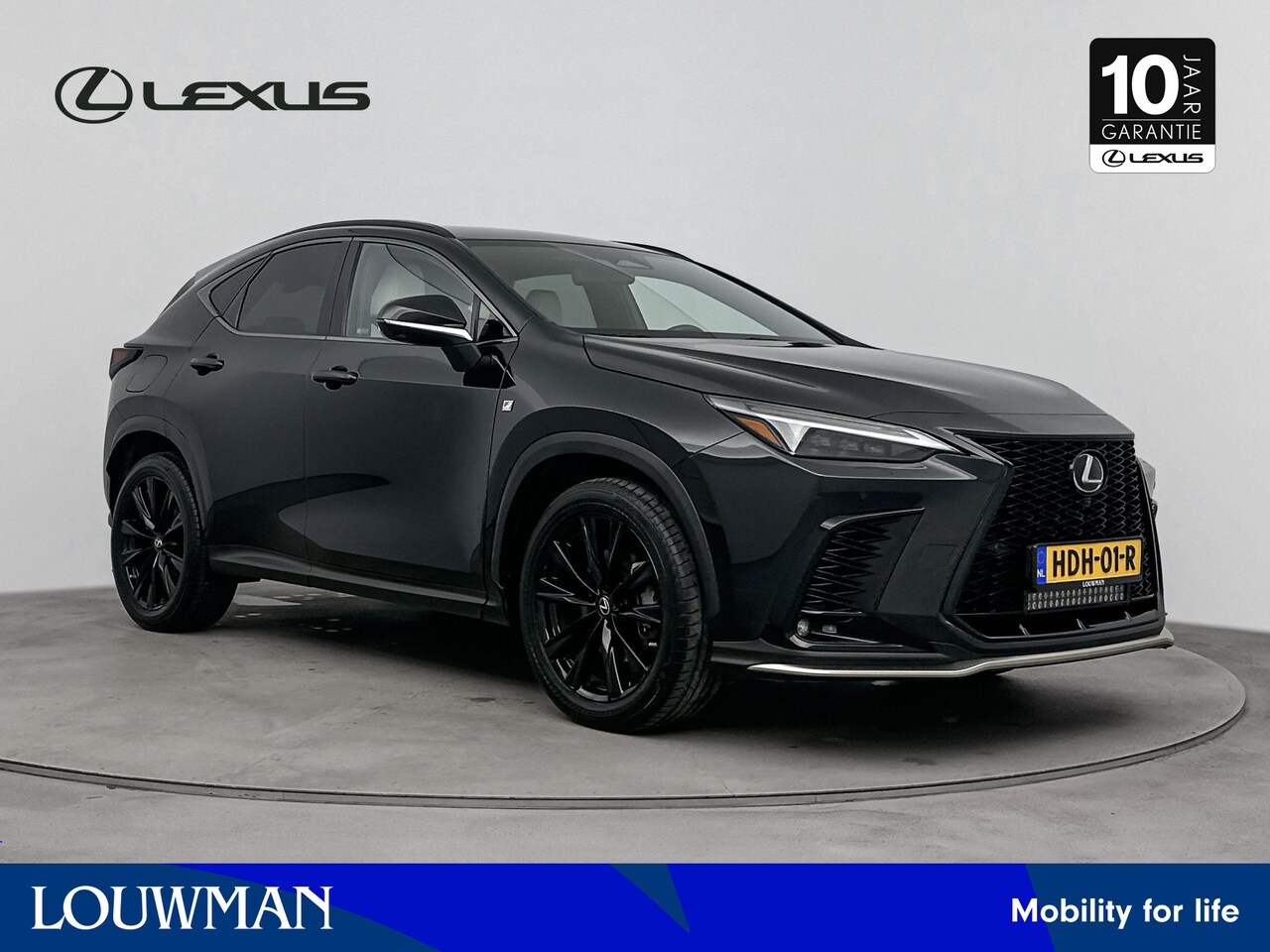 Lexus NX - 450h+ AWD F Sport Line | Stoel en stuurwiel verwarmd | LM velgen | Draadloze telefoonlader - AutoWereld.nl