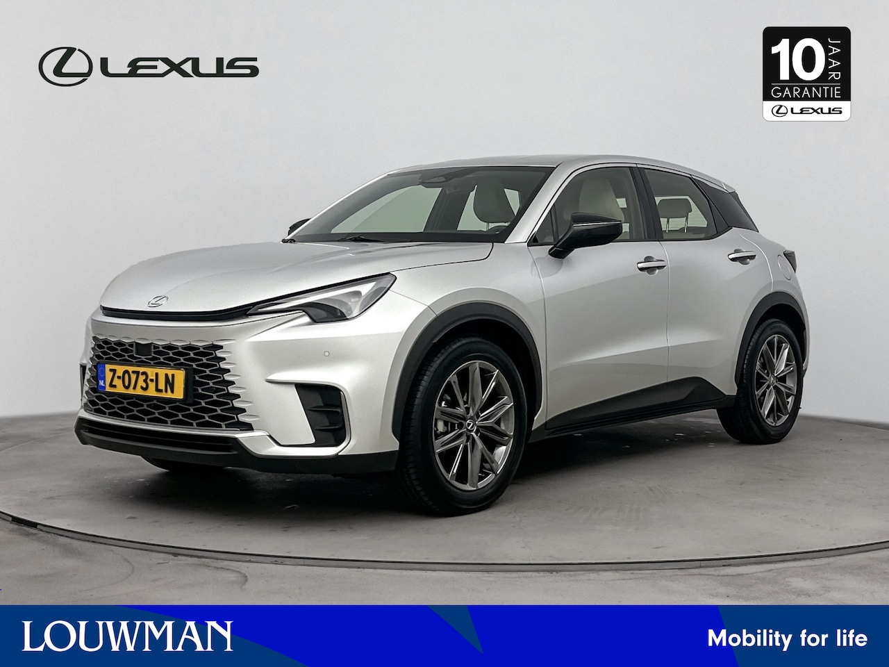Lexus LBX - Elegant 2WD | Stoel & Stuurverwarming | Apple Carplay | - AutoWereld.nl
