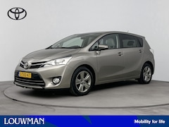 Toyota Verso - 1.8 VVT-i Dynamic Business | Trekhaak | Navigatie | Parkeercamera |