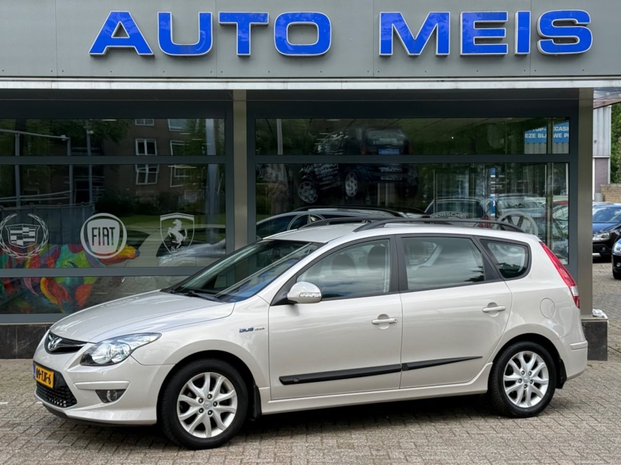 Hyundai i30 - 1.6I I-Motion Clima Cruise PDC Trekhaak - AutoWereld.nl
